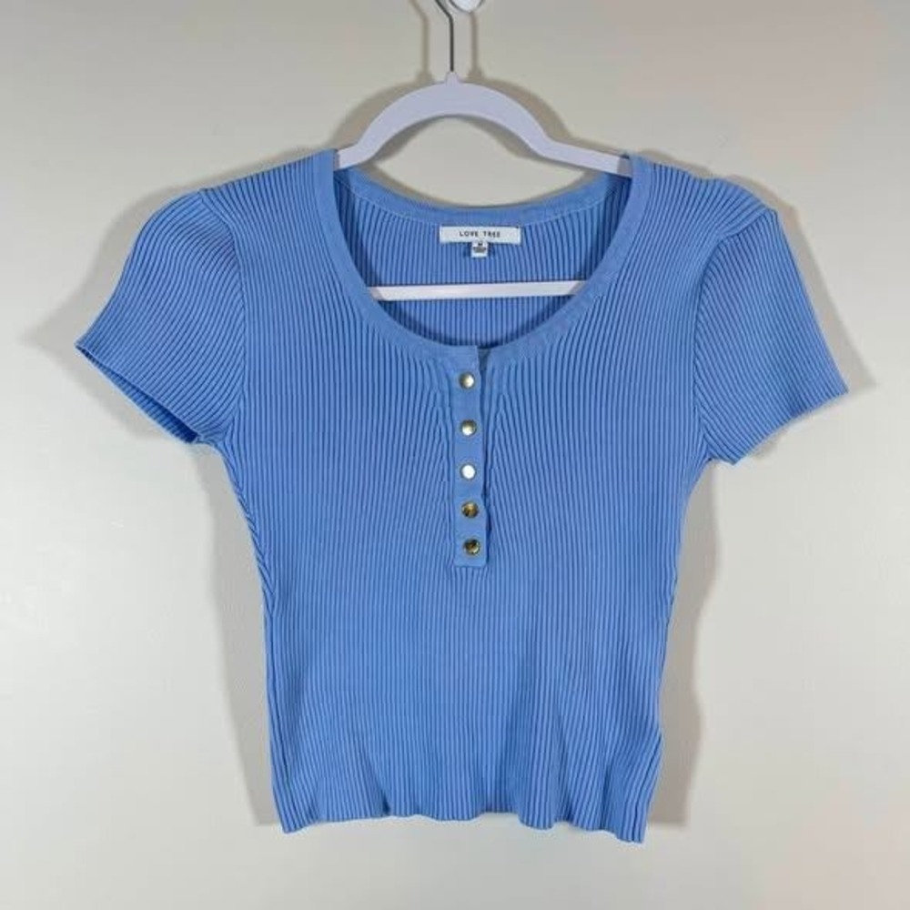 Love Tree Short Sleeve Ribbed Sweater Blue Gold Cropped Scoop Neck Snap Front M